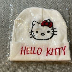 NEW HELLO KITTY BEANIE